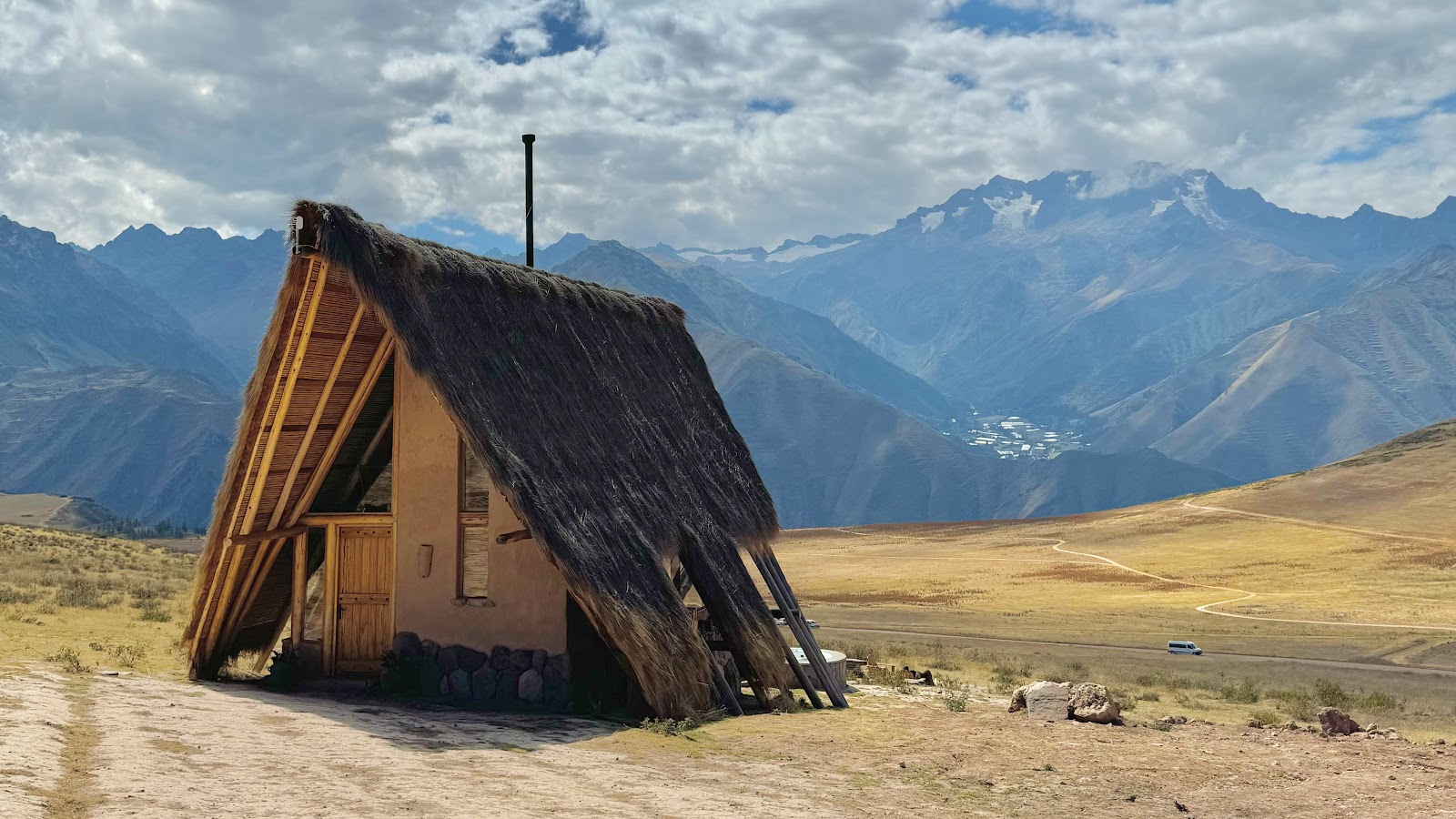 stay a The Mountain View Experience in the Sacred Valley of Peru