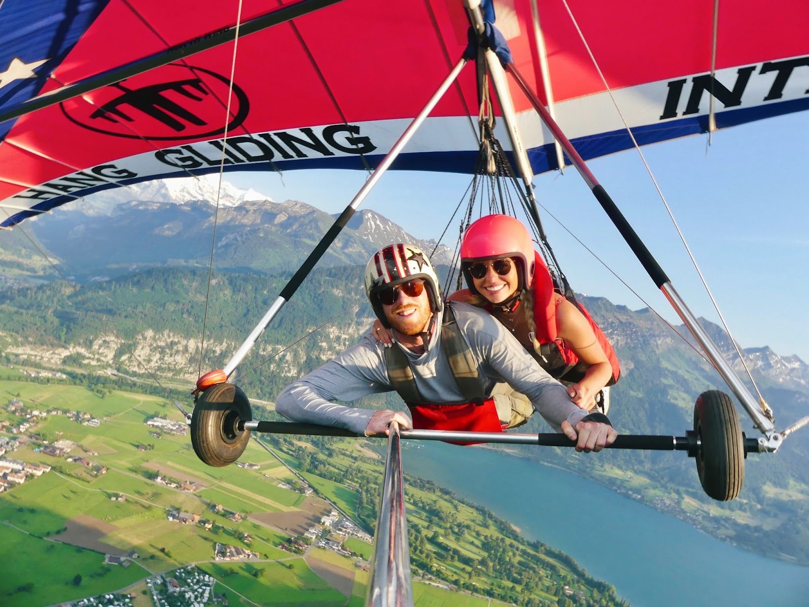 hang glide in interlaken switzerland