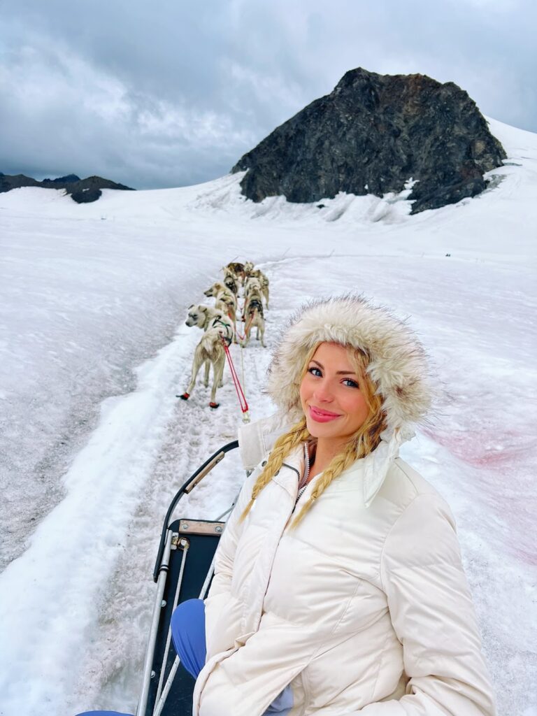 alaska bucket list adventures, going dog sledding in juneau alaska